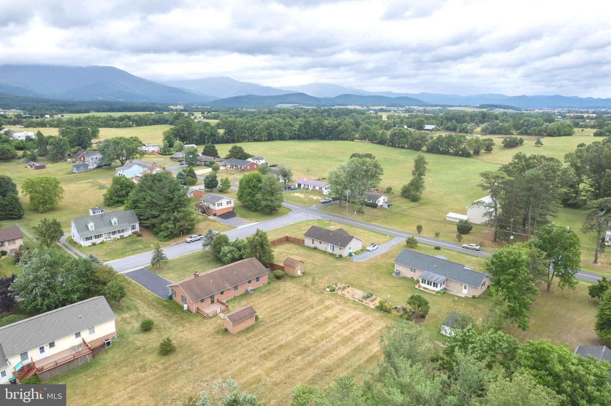 THE MEADOWS - Residential