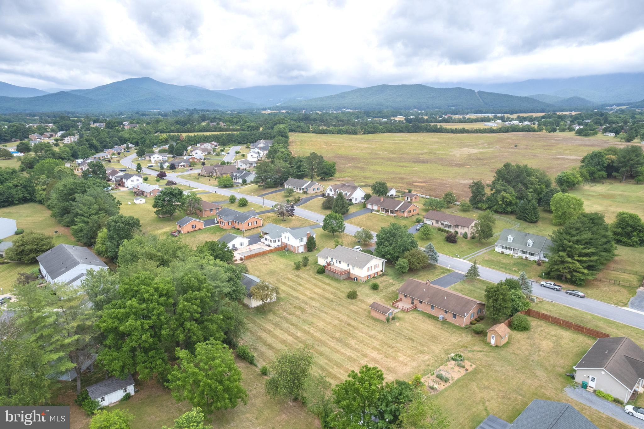 THE MEADOWS - Residential