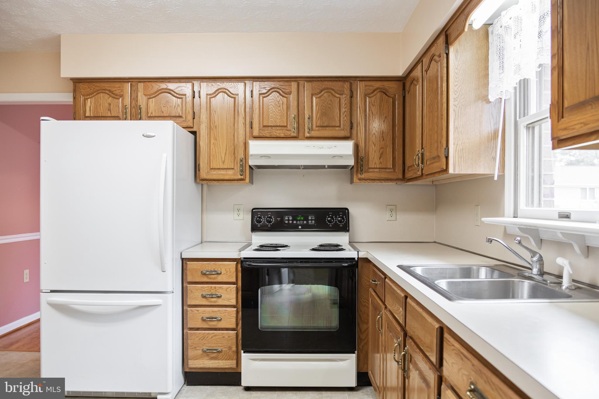 THE MEADOWS - Residential