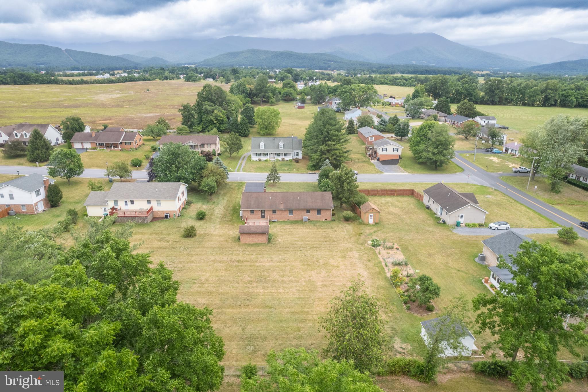 THE MEADOWS - Residential