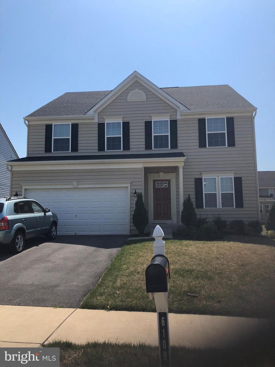 Luxury-single family home in new community- includes three finished levels with 3 bed, 3.5 bath. and large sitting area. Master bed. with super bath (separate soaking tub and shower) Open floor plan, maple cabinet hardwood flooring, kitchen with granite counter tops, ss appl, finished bsmt, (for recreation, media or exercise room) two car garage. blocks to Addison metro, I-495.