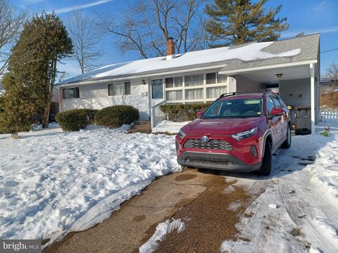 1711 DALFIELD DRIVE WILMINGTON DE 19803