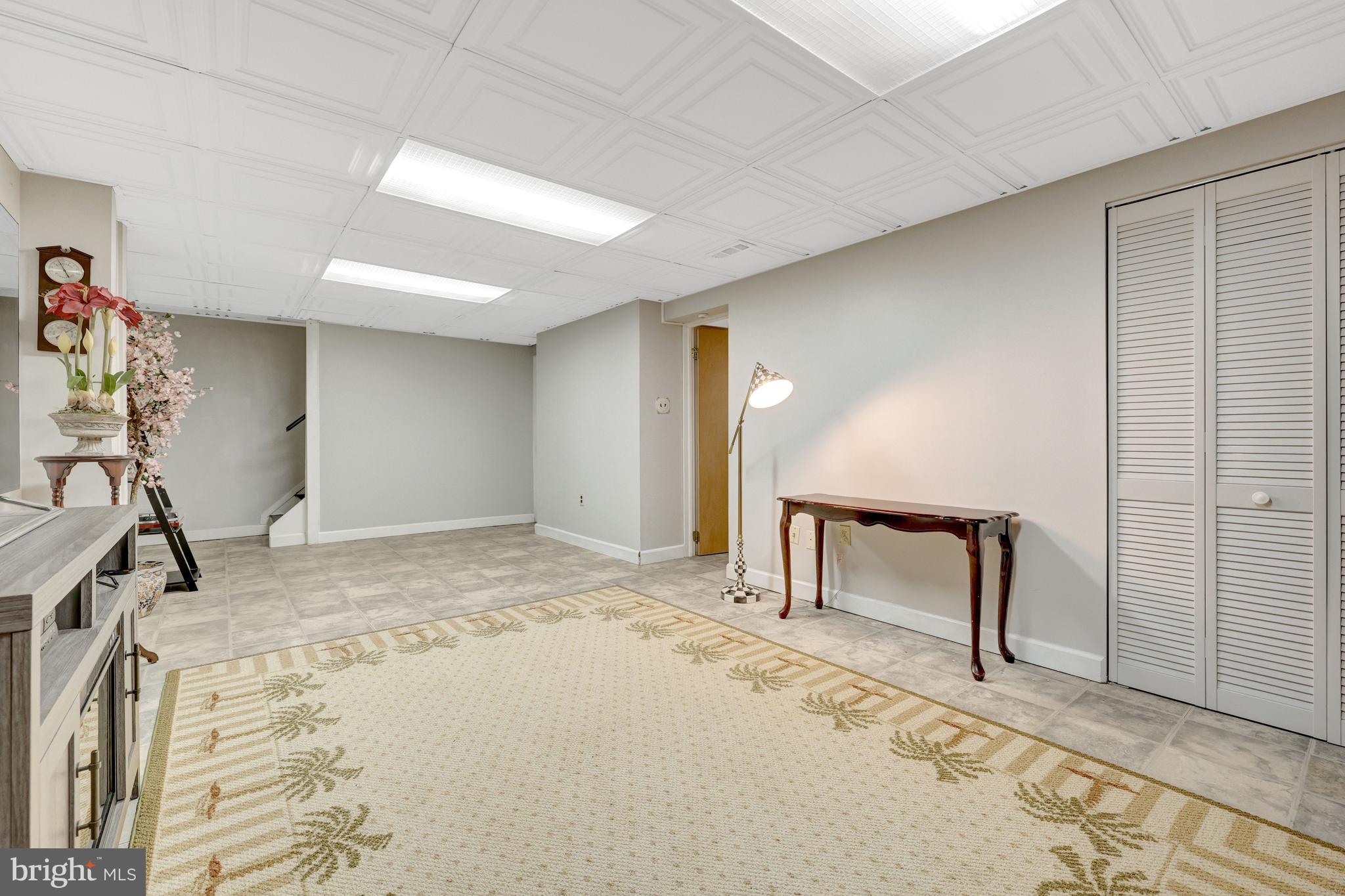 POLO FIELDS - Residential