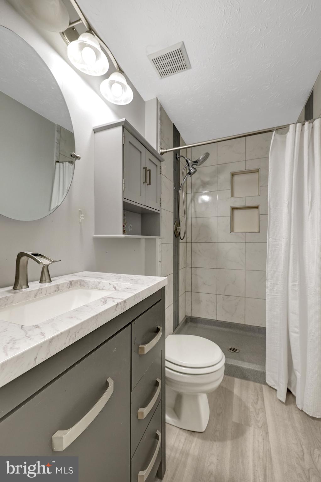 POLO FIELDS - Residential