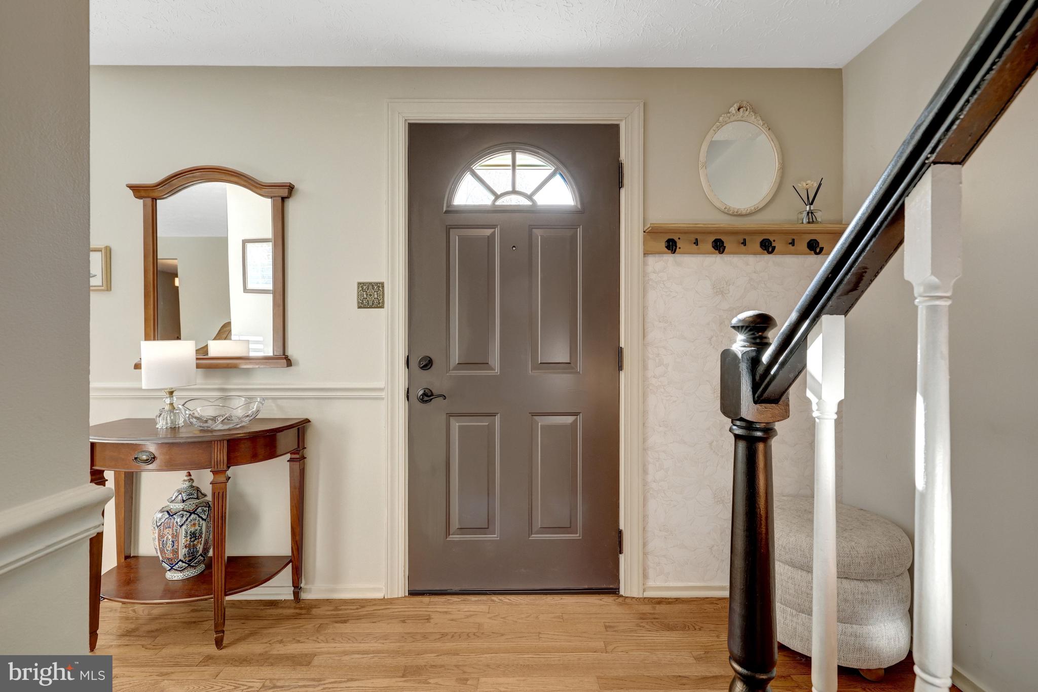 2212 STIRRUP IRON LANE