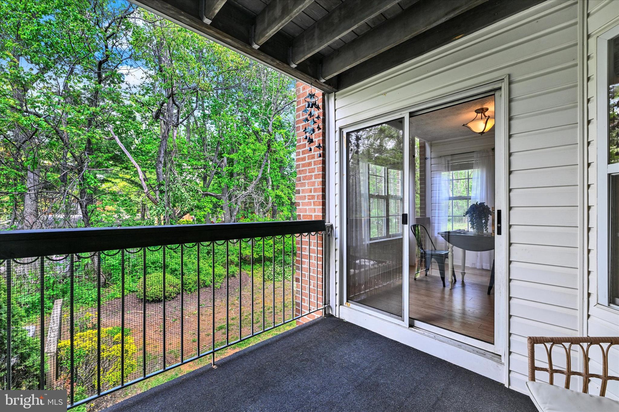 COUNTRY WALK - Residential