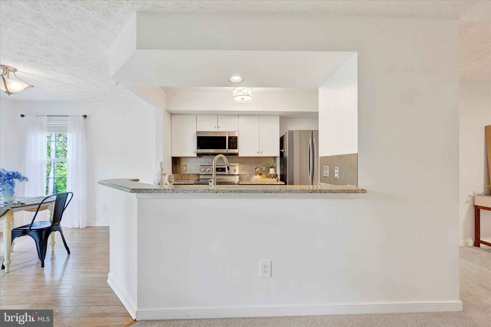 COUNTRY WALK - Residential