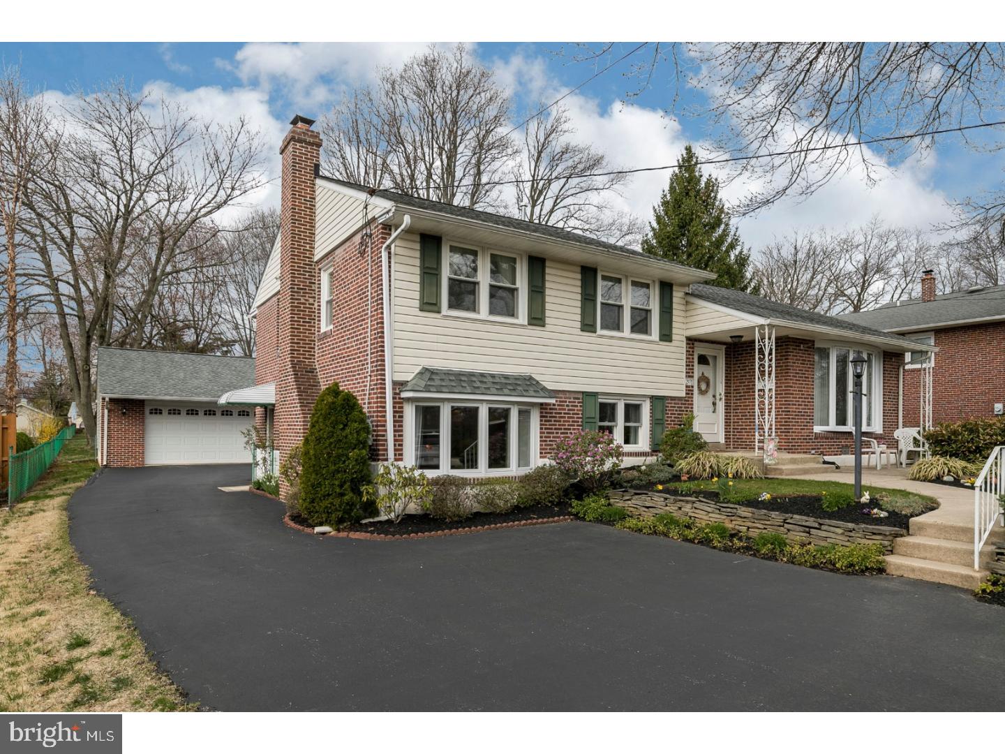 ROSE TREE WOODS - Residential