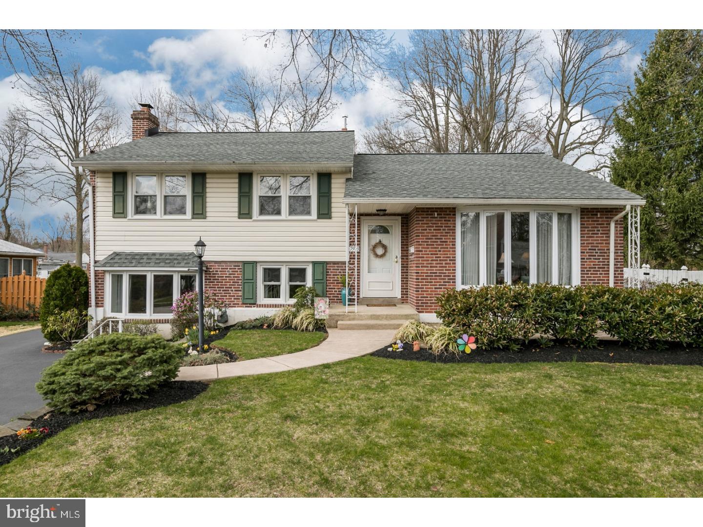 ROSE TREE WOODS - Residential