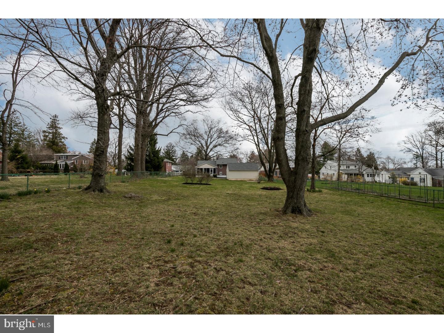 ROSE TREE WOODS - Residential