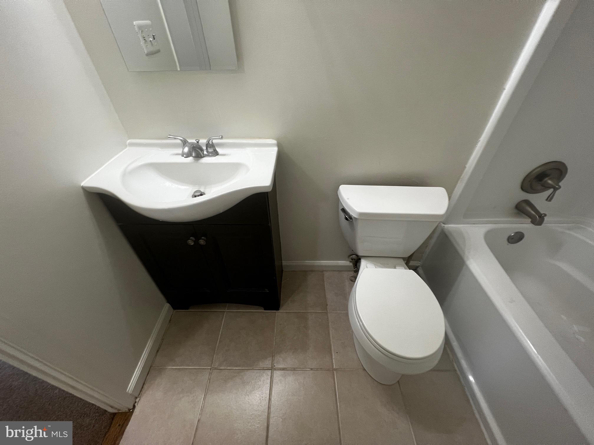 THOMAS CHOICE WEST - Residential Lease