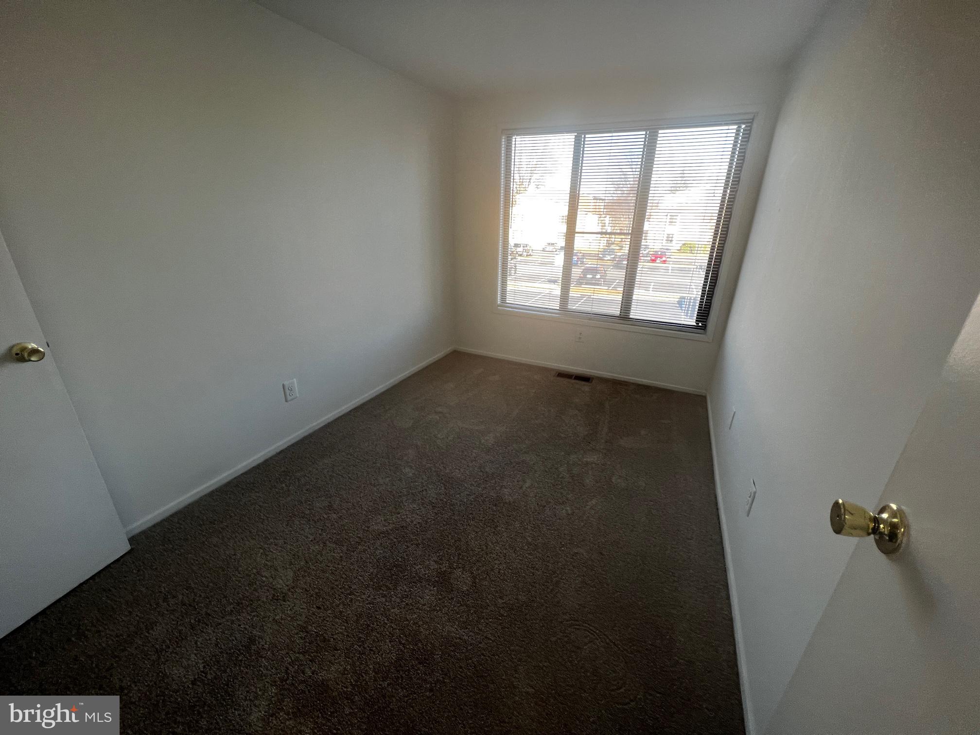 THOMAS CHOICE WEST - Residential Lease