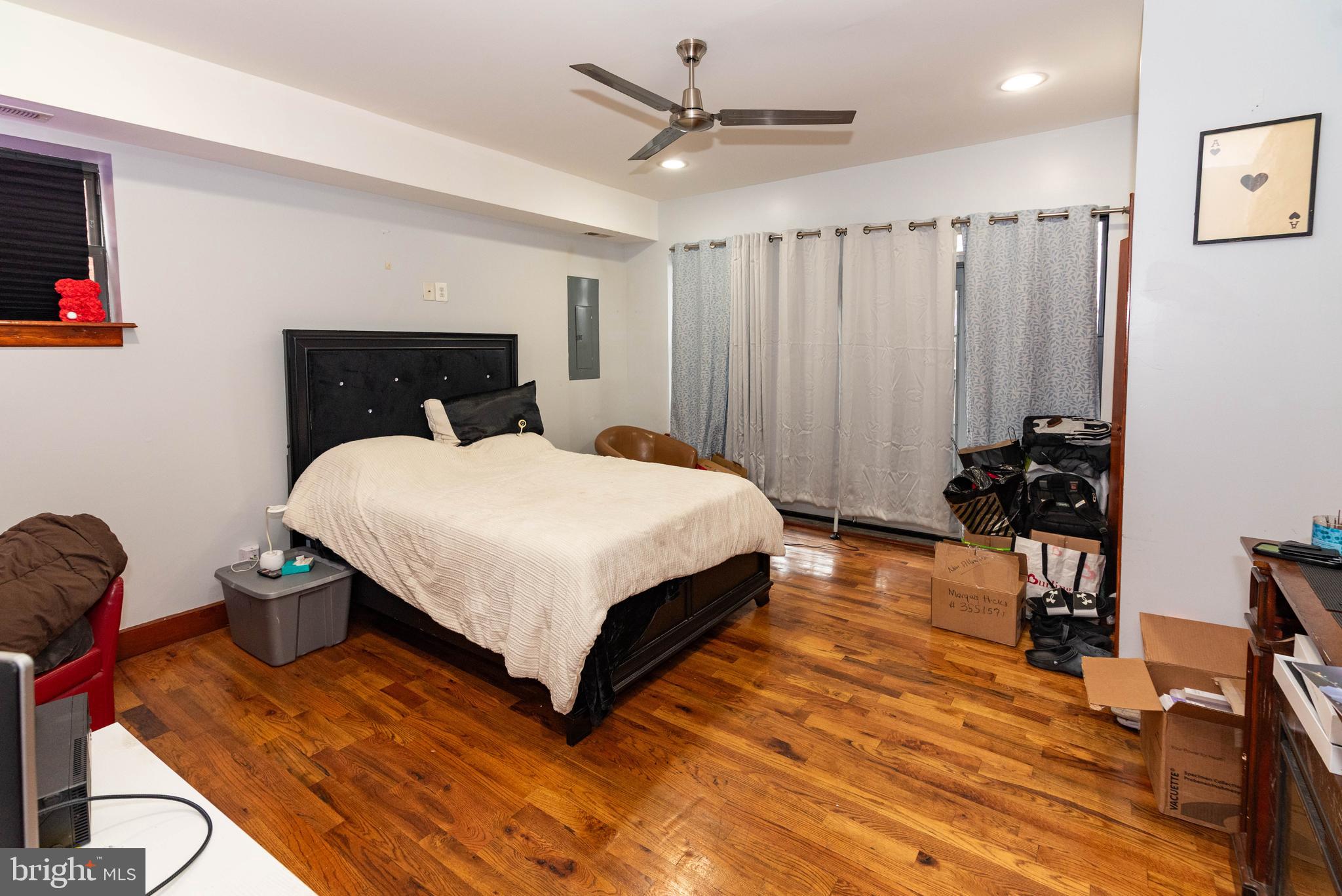 RESERVOIR HILL - Residential