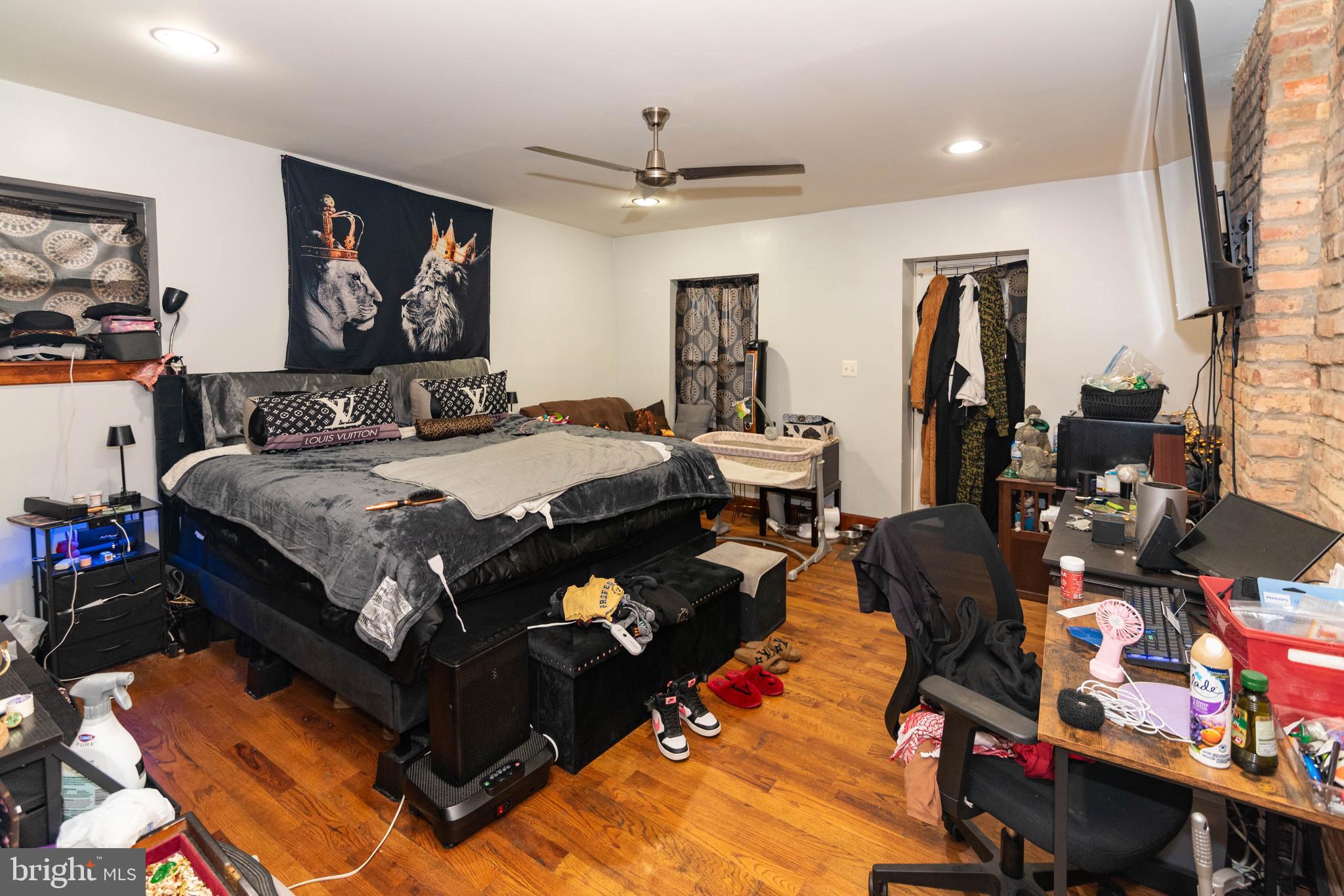 RESERVOIR HILL - Residential