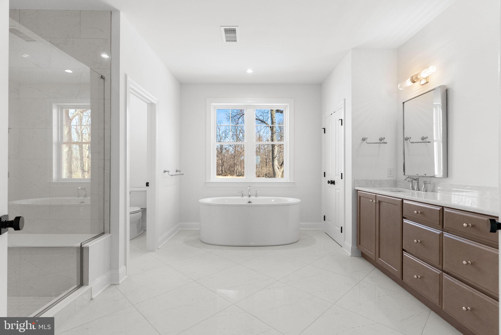 ESTATES AT STONECLIFF - Residential