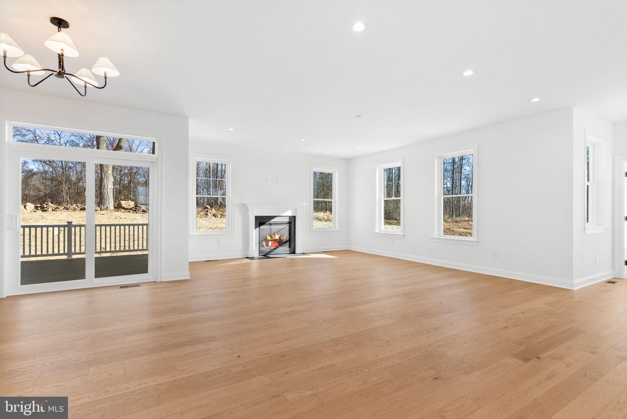 ESTATES AT STONECLIFF - Residential