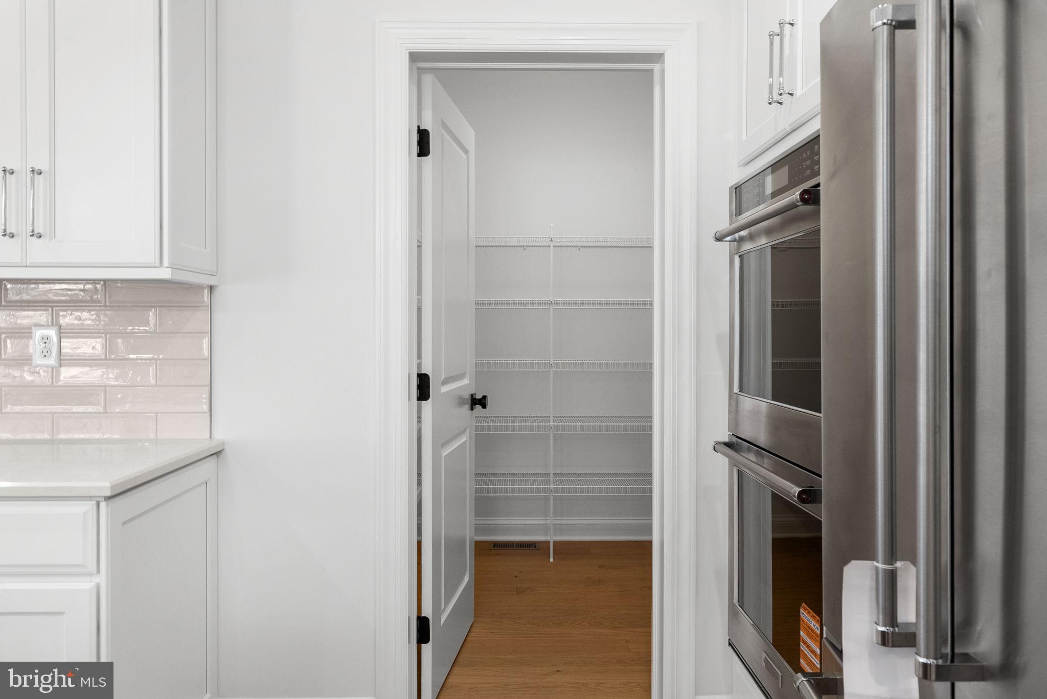 ESTATES AT STONECLIFF - Residential