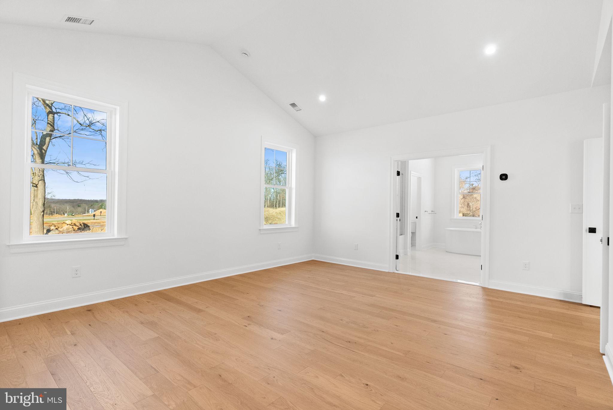 ESTATES AT STONECLIFF - Residential