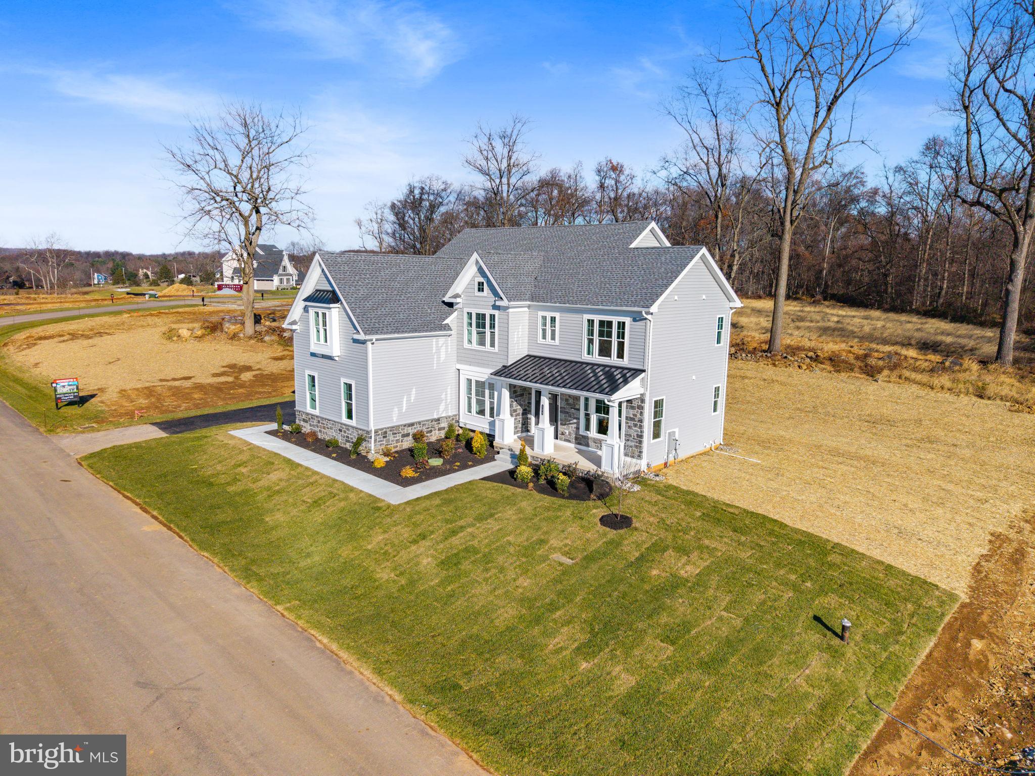 ESTATES AT STONECLIFF - Residential