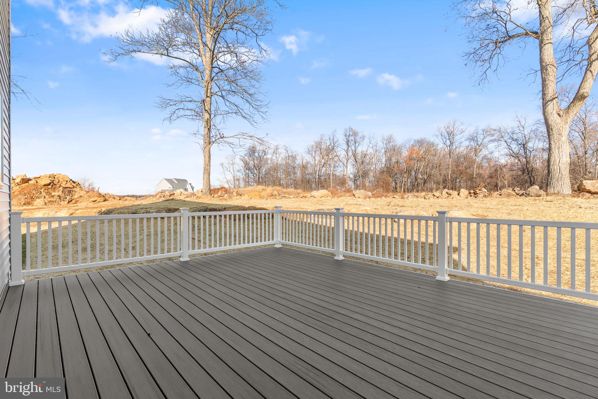 ESTATES AT STONECLIFF - Residential