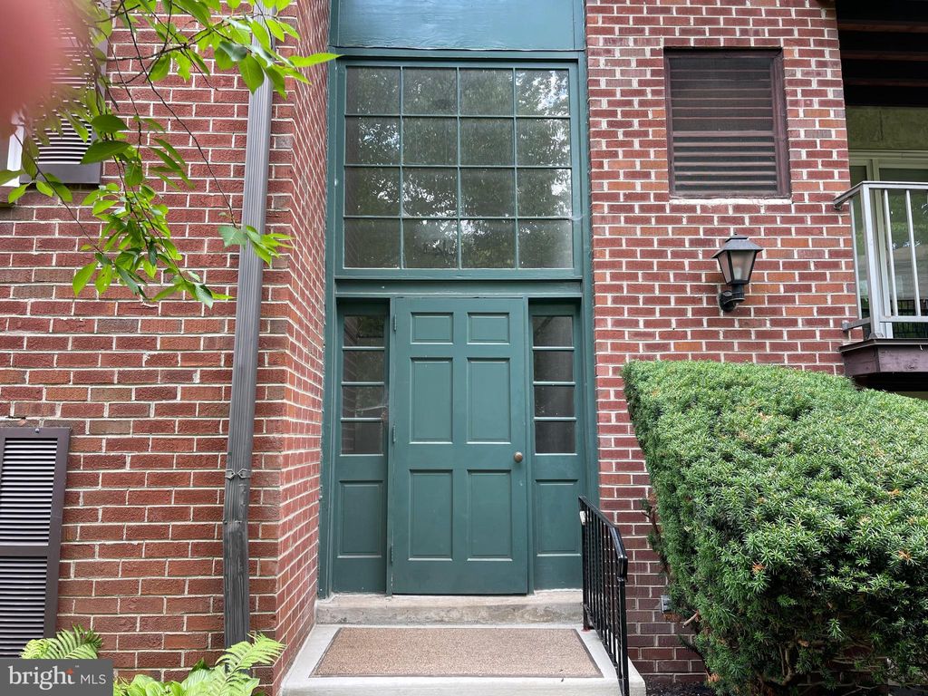 Photo of 291 Drummers Lane #291, WAYNE, PA 19087 (MLS # PACT2111928)