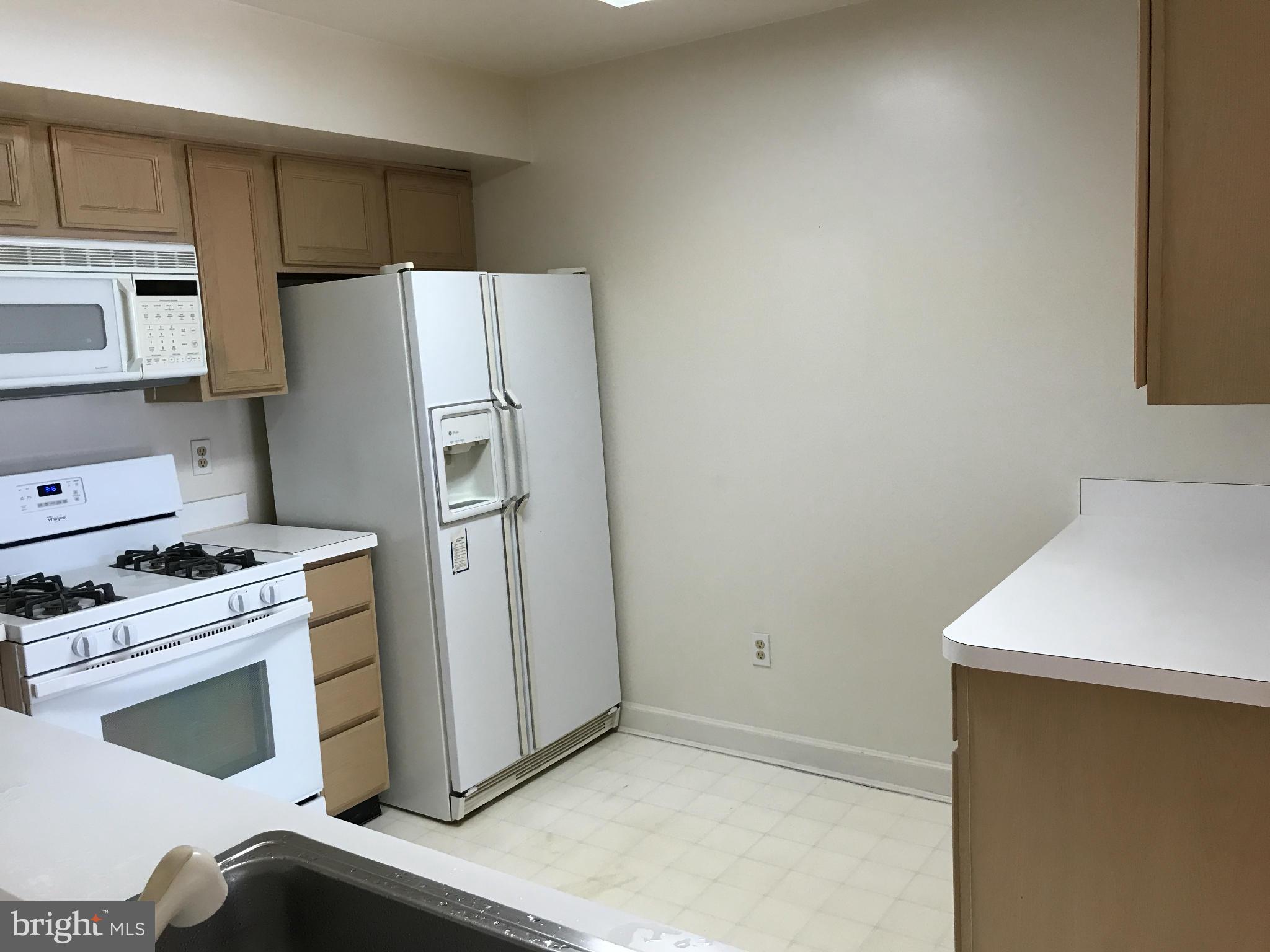 HIGHLAND AT GUNSTON CORNER - Residential Lease