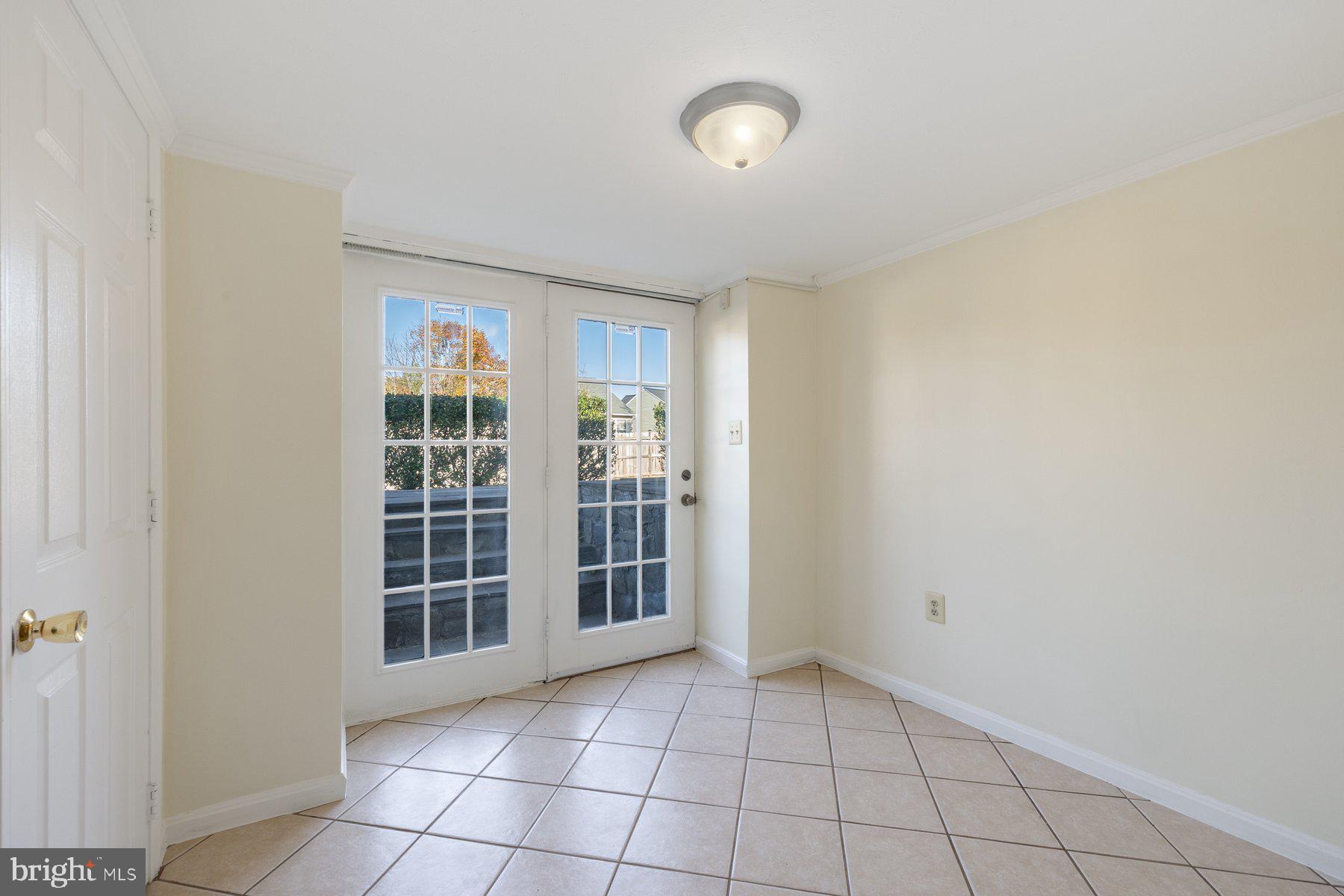 WOODLAWN - Residential