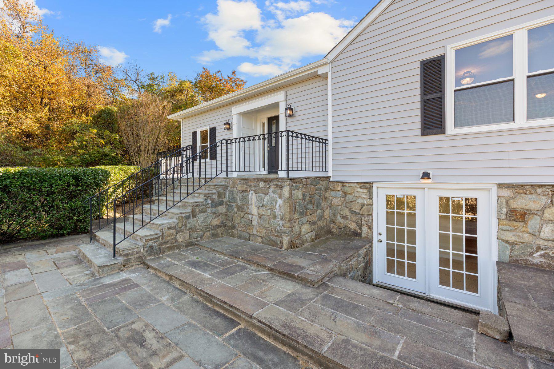 7005 BEACON LIGHT ROAD