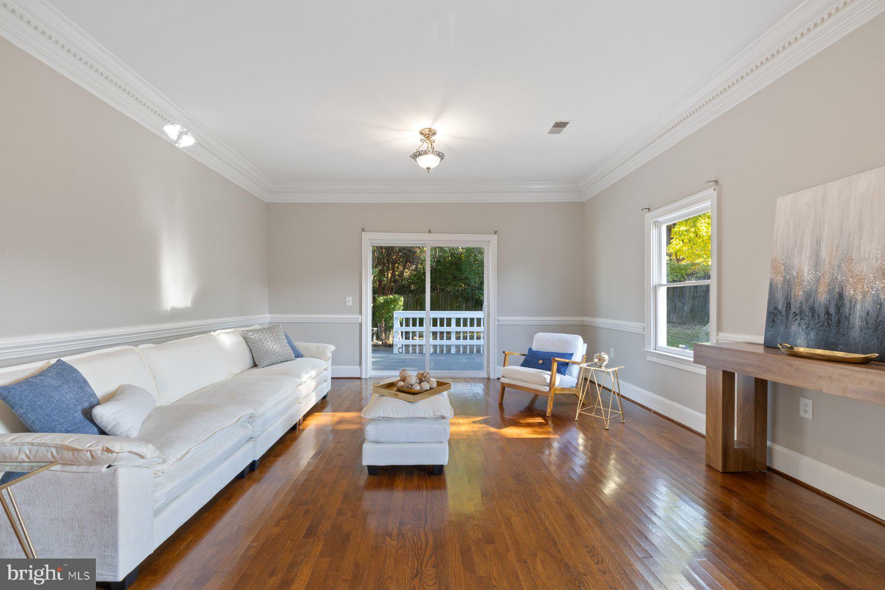 WOODLAWN - Residential