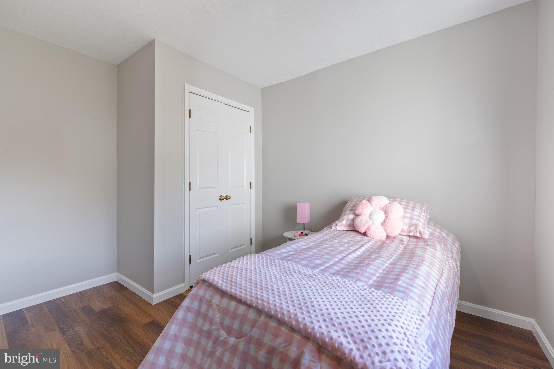 WOODLAWN - Residential