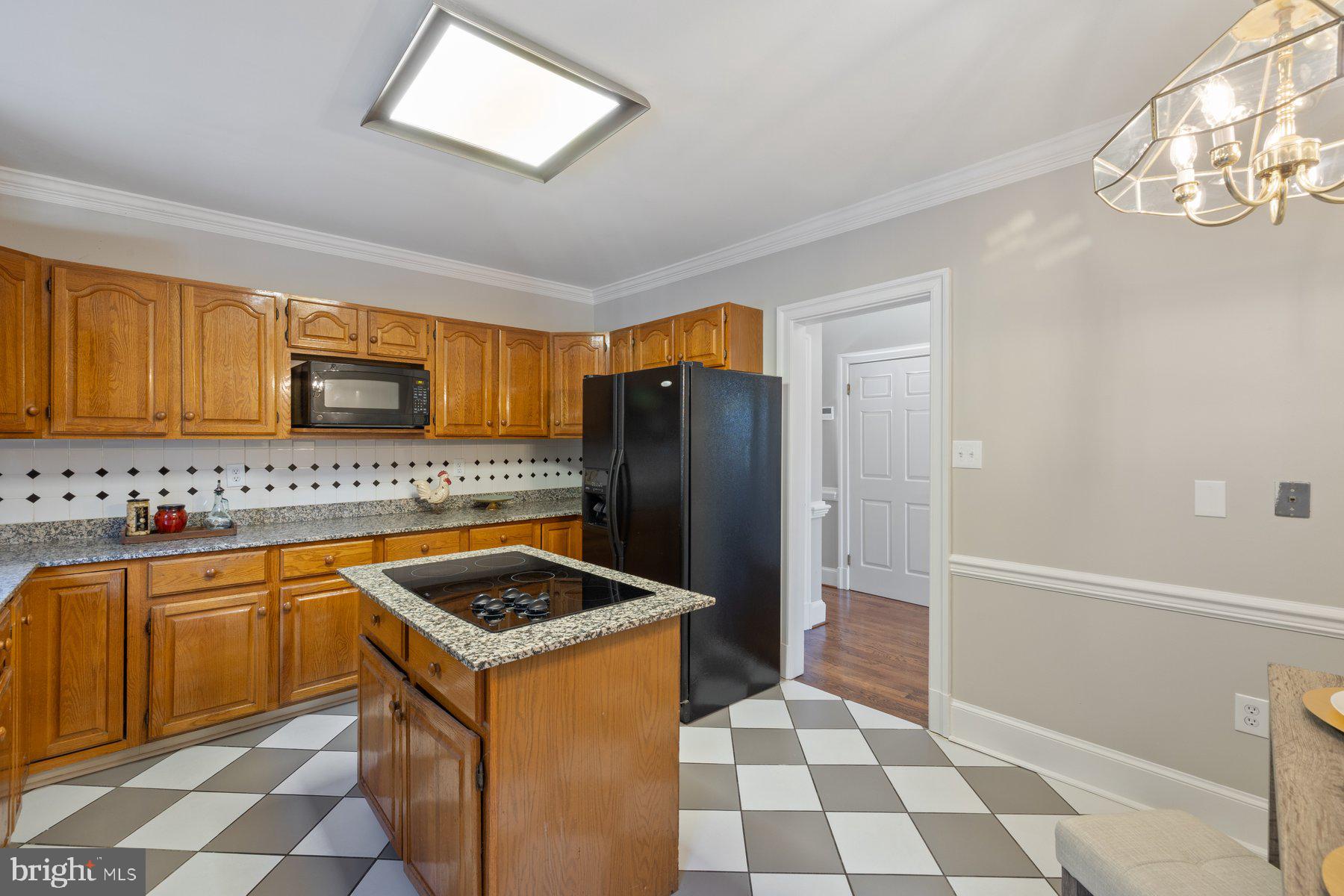 WOODLAWN - Residential