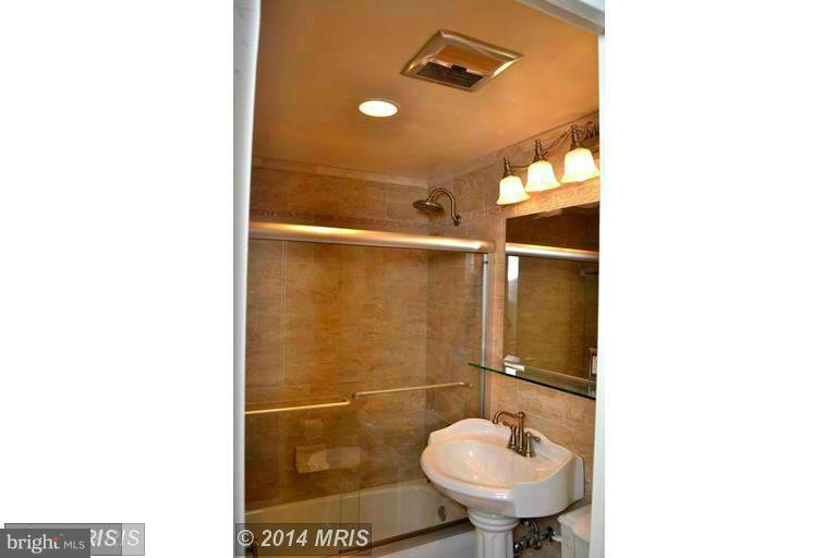 FORTY SIX HUNDRED - Residential