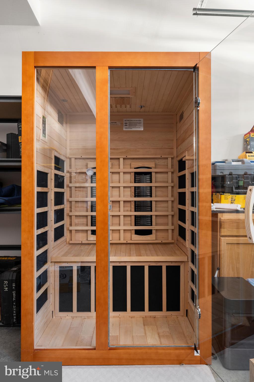 PENINSULA - Residential