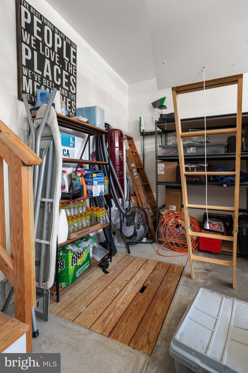 PENINSULA - Residential