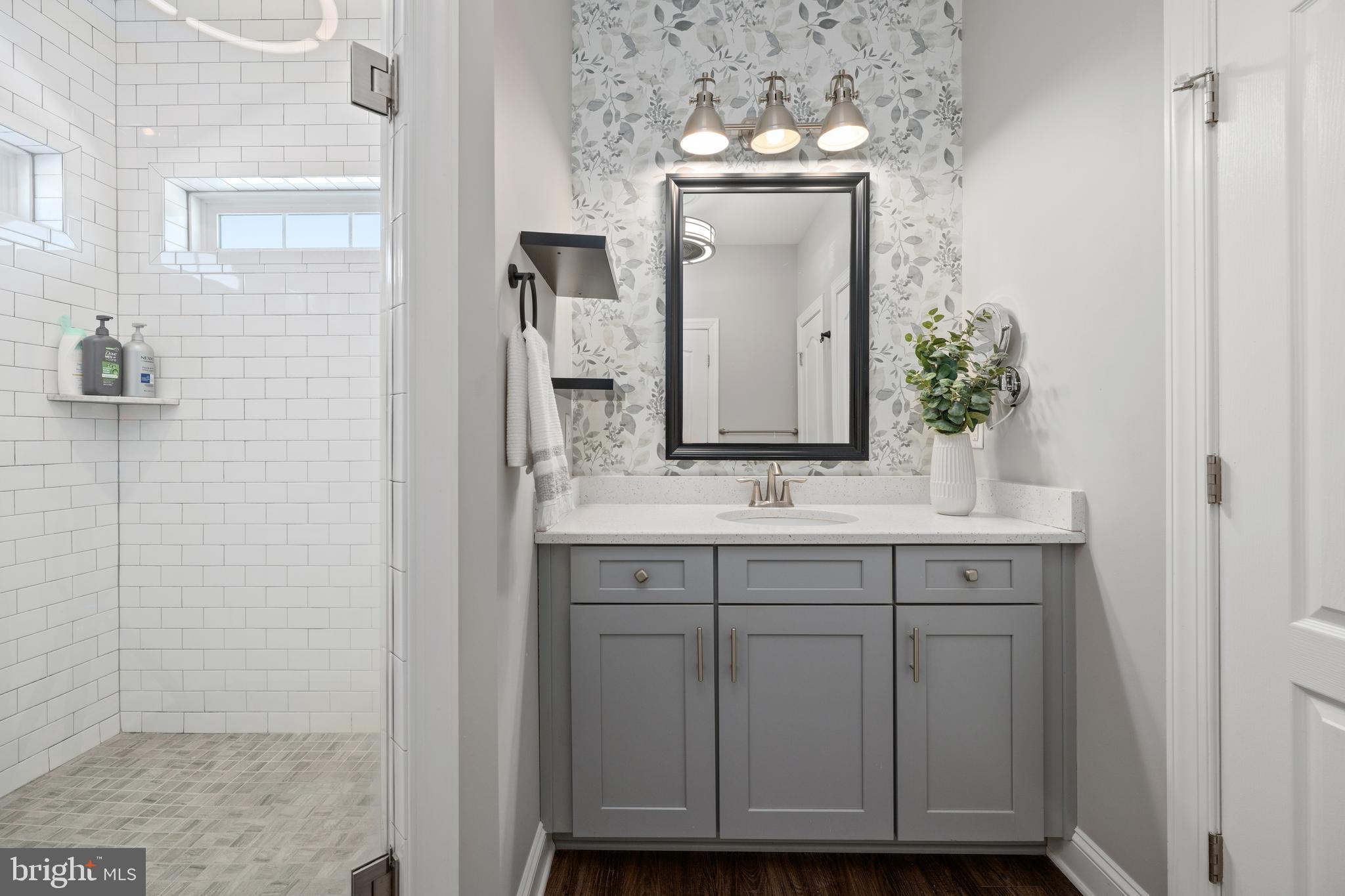 PENINSULA - Residential