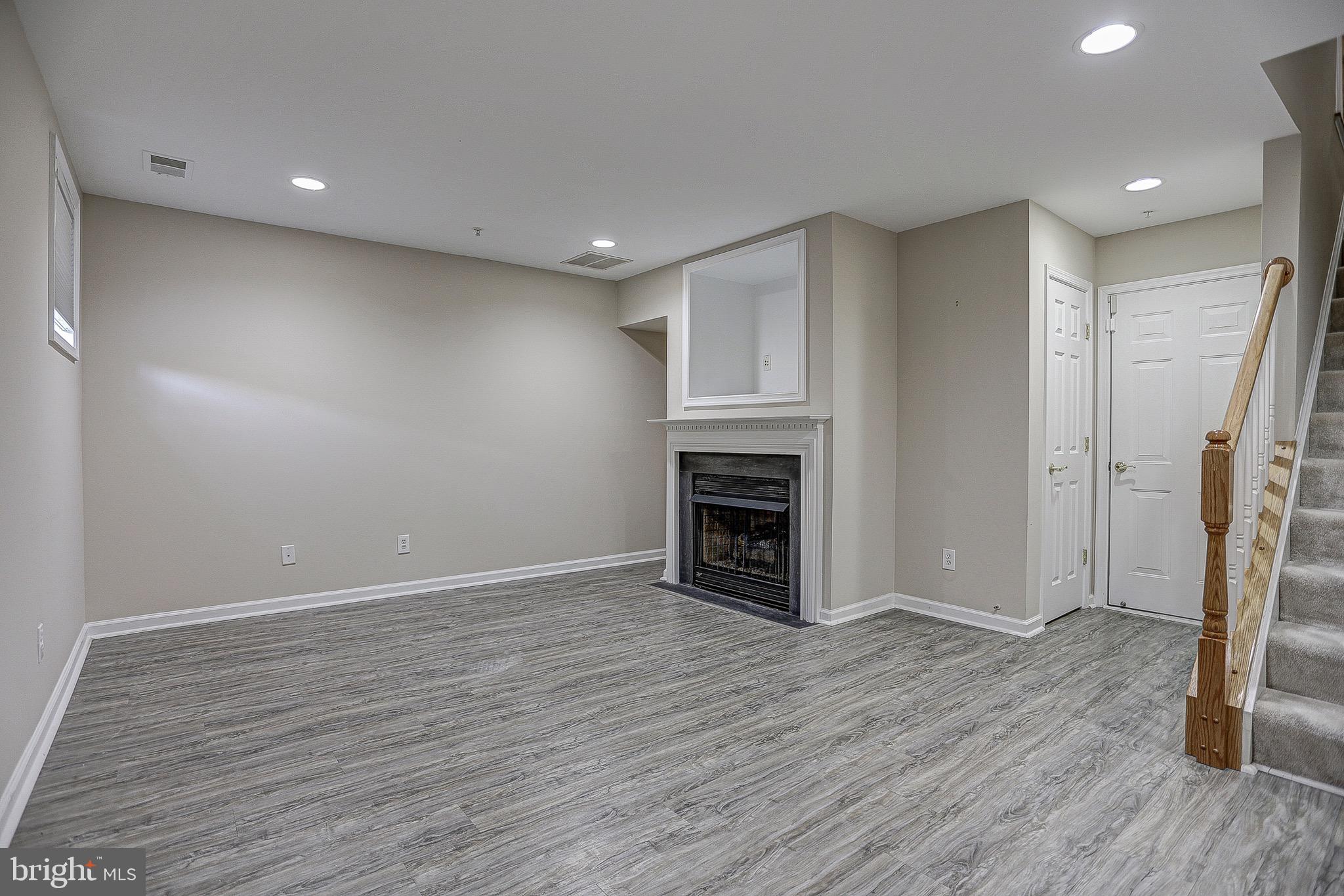 FALLSGROVE - Residential