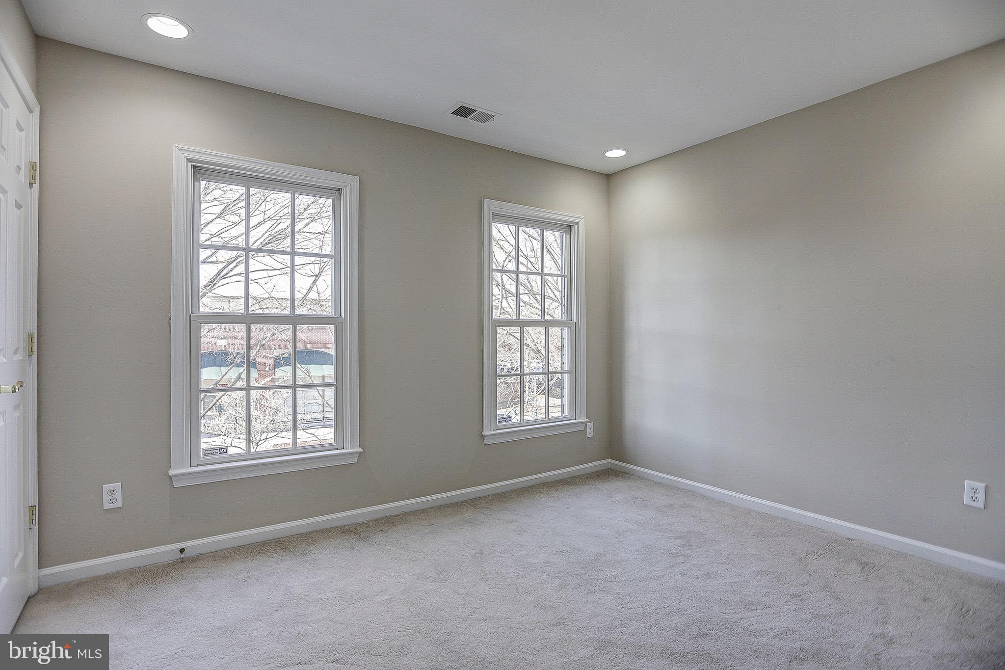 FALLSGROVE - Residential