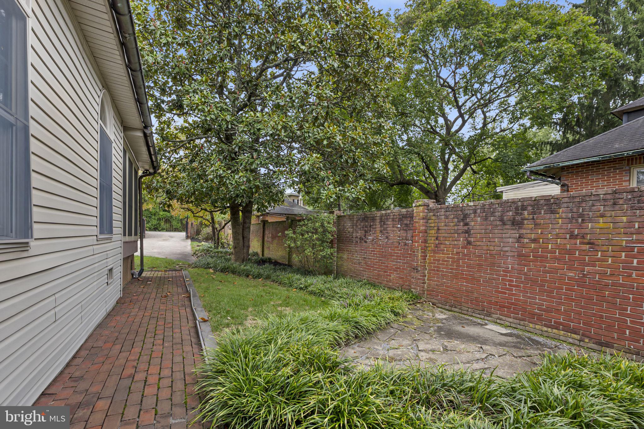 BAKER PARK - Residential