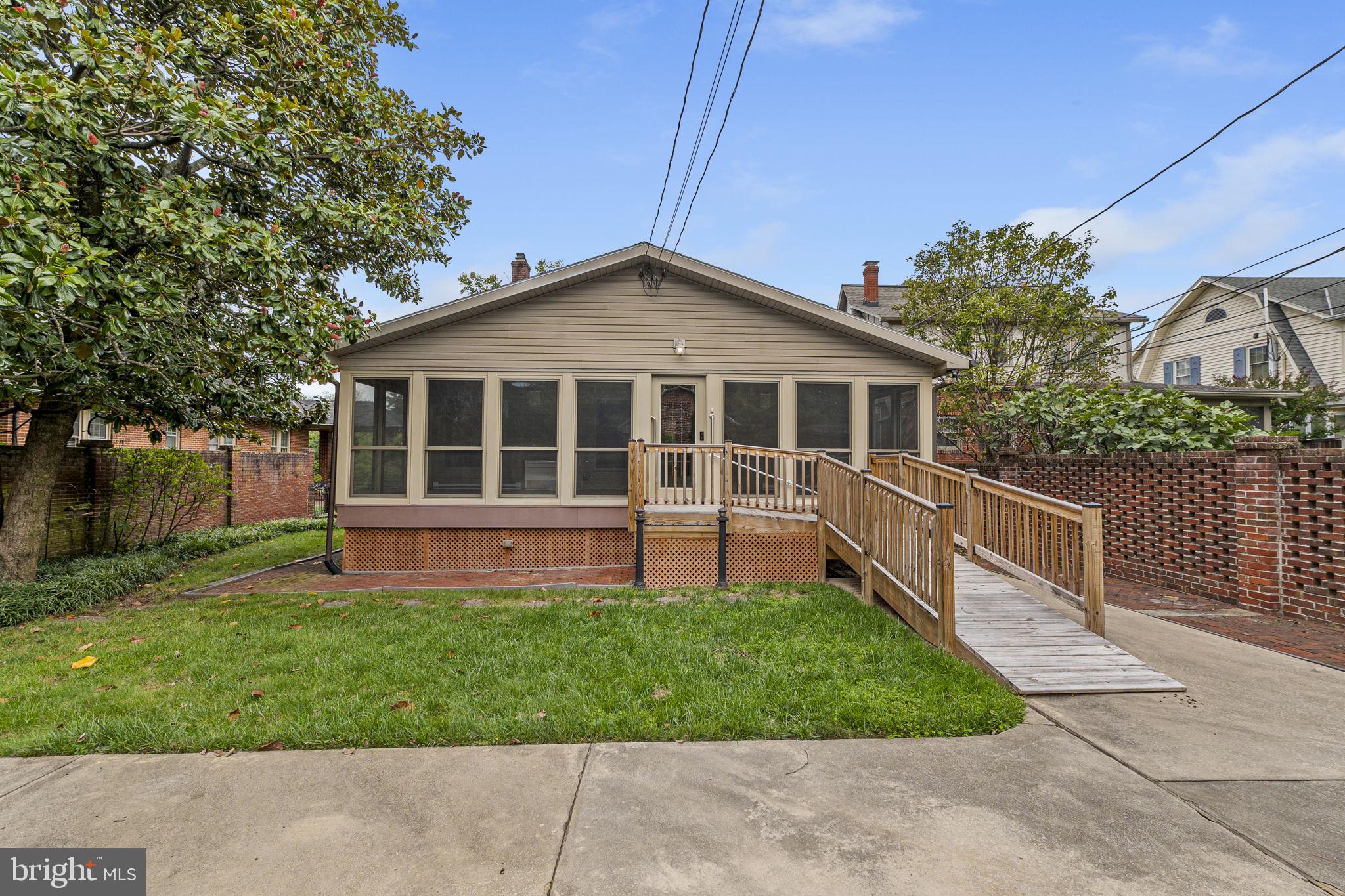 BAKER PARK - Residential