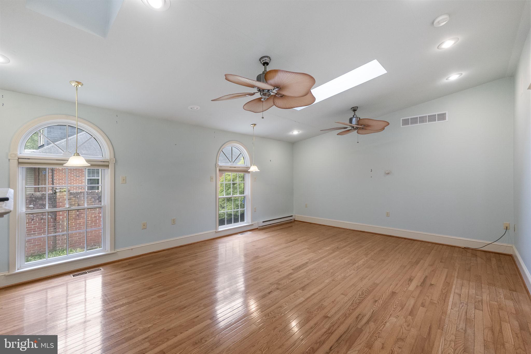 BAKER PARK - Residential