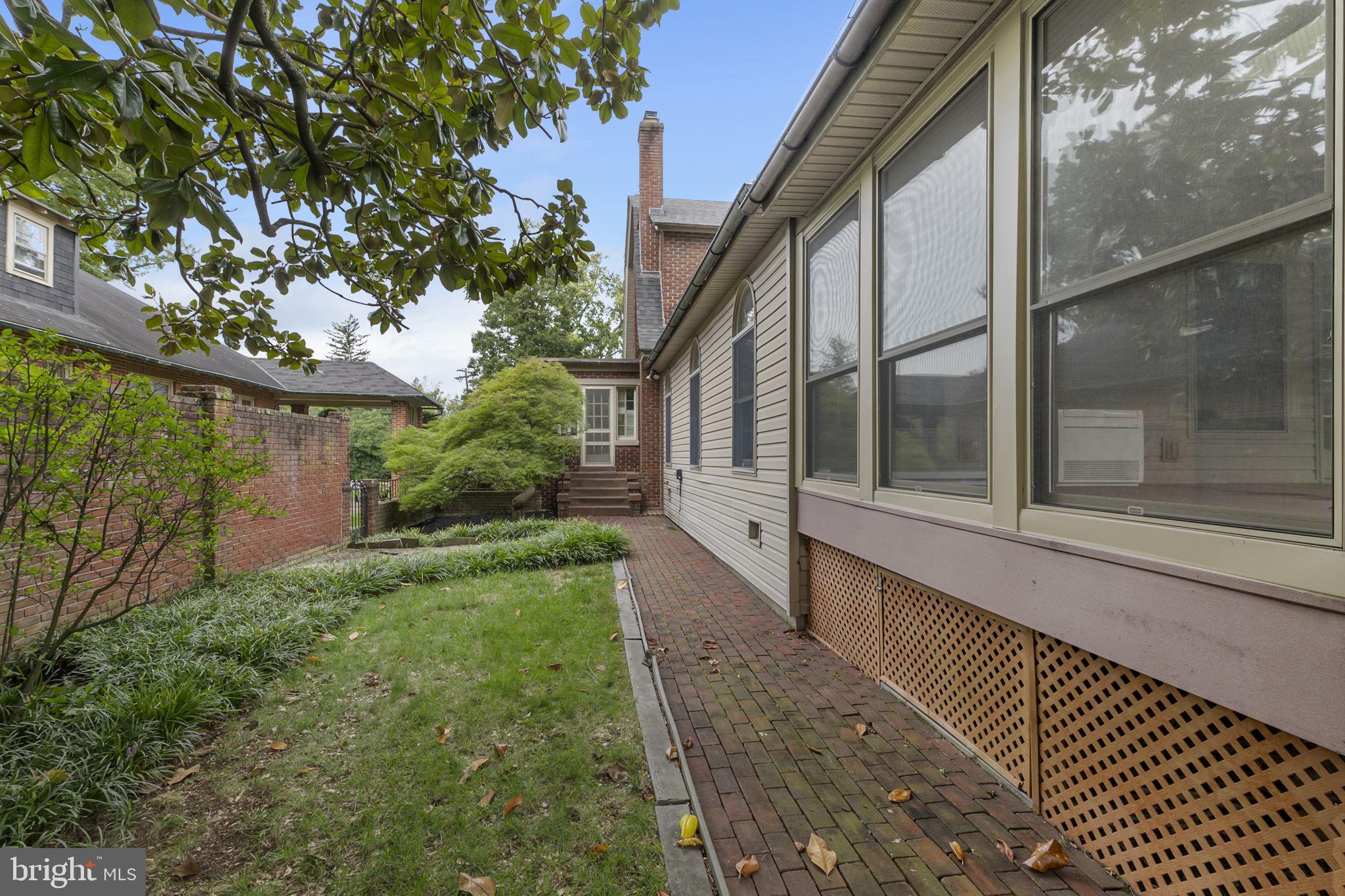 BAKER PARK - Residential