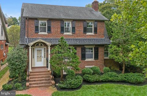 328 W COLLEGE TERRACE FREDERICK MD 21701
