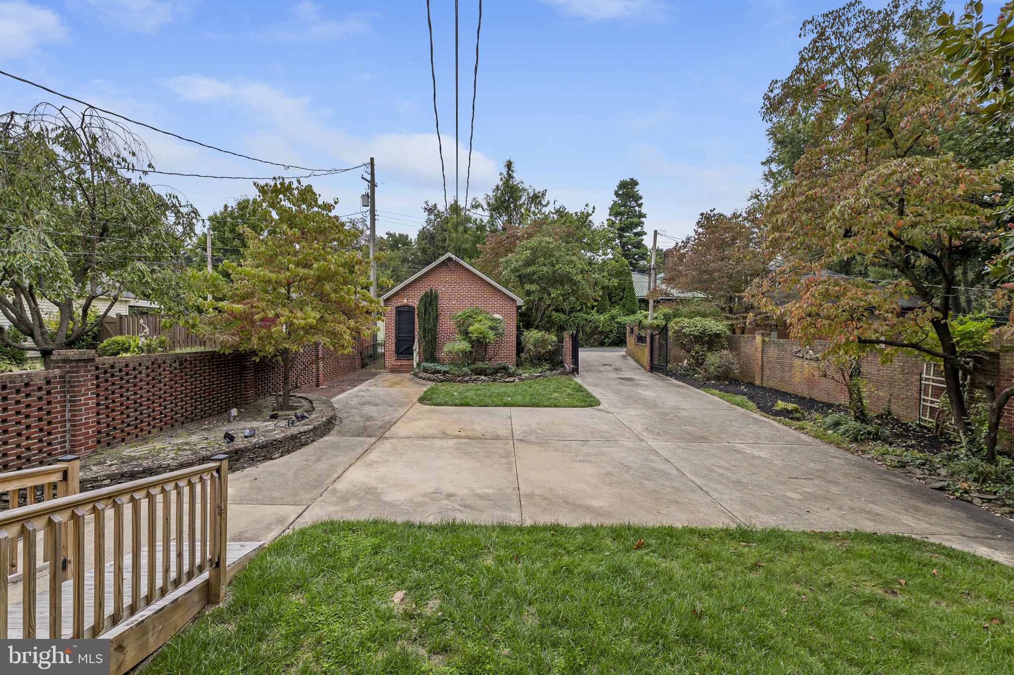 BAKER PARK - Residential