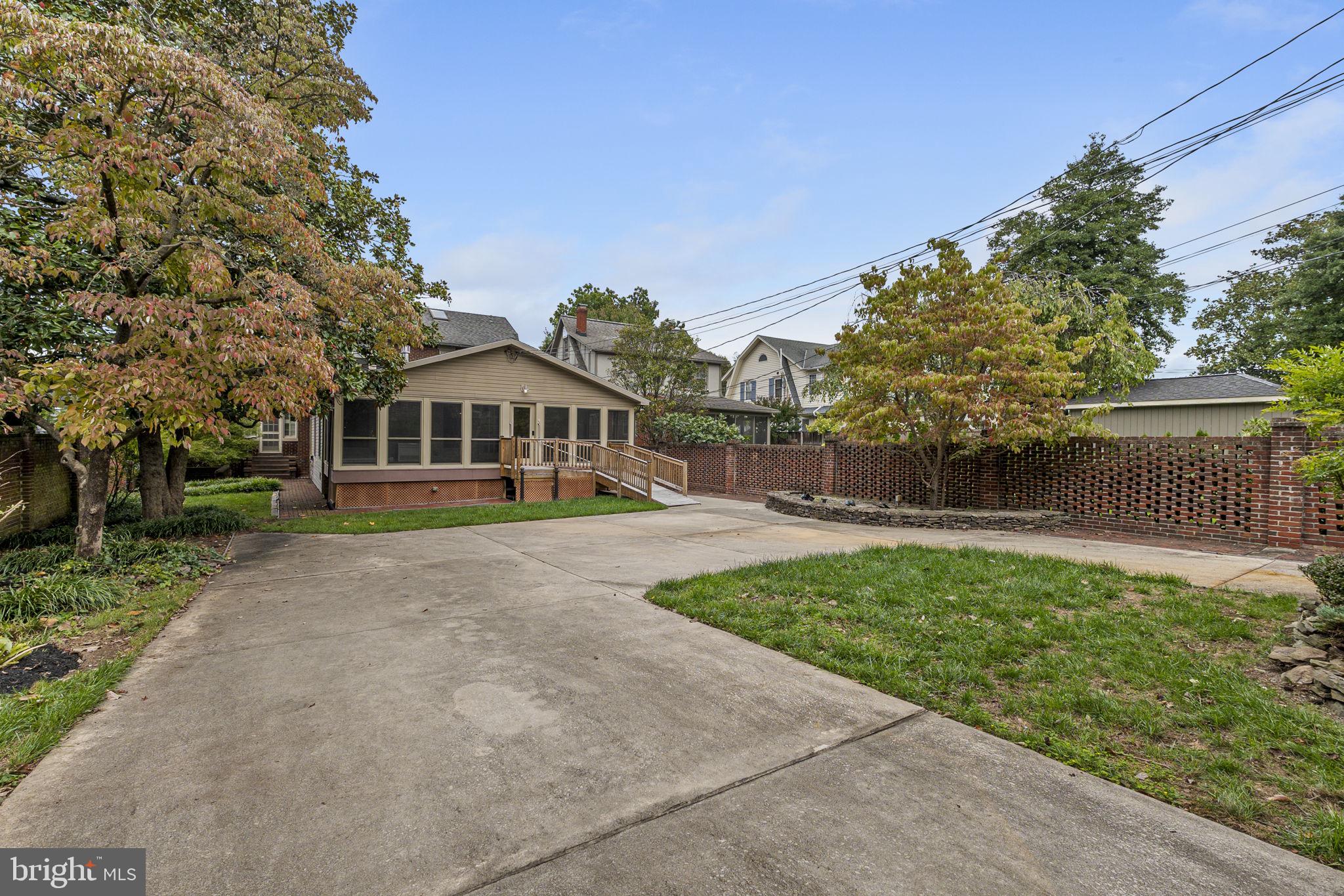 BAKER PARK - Residential