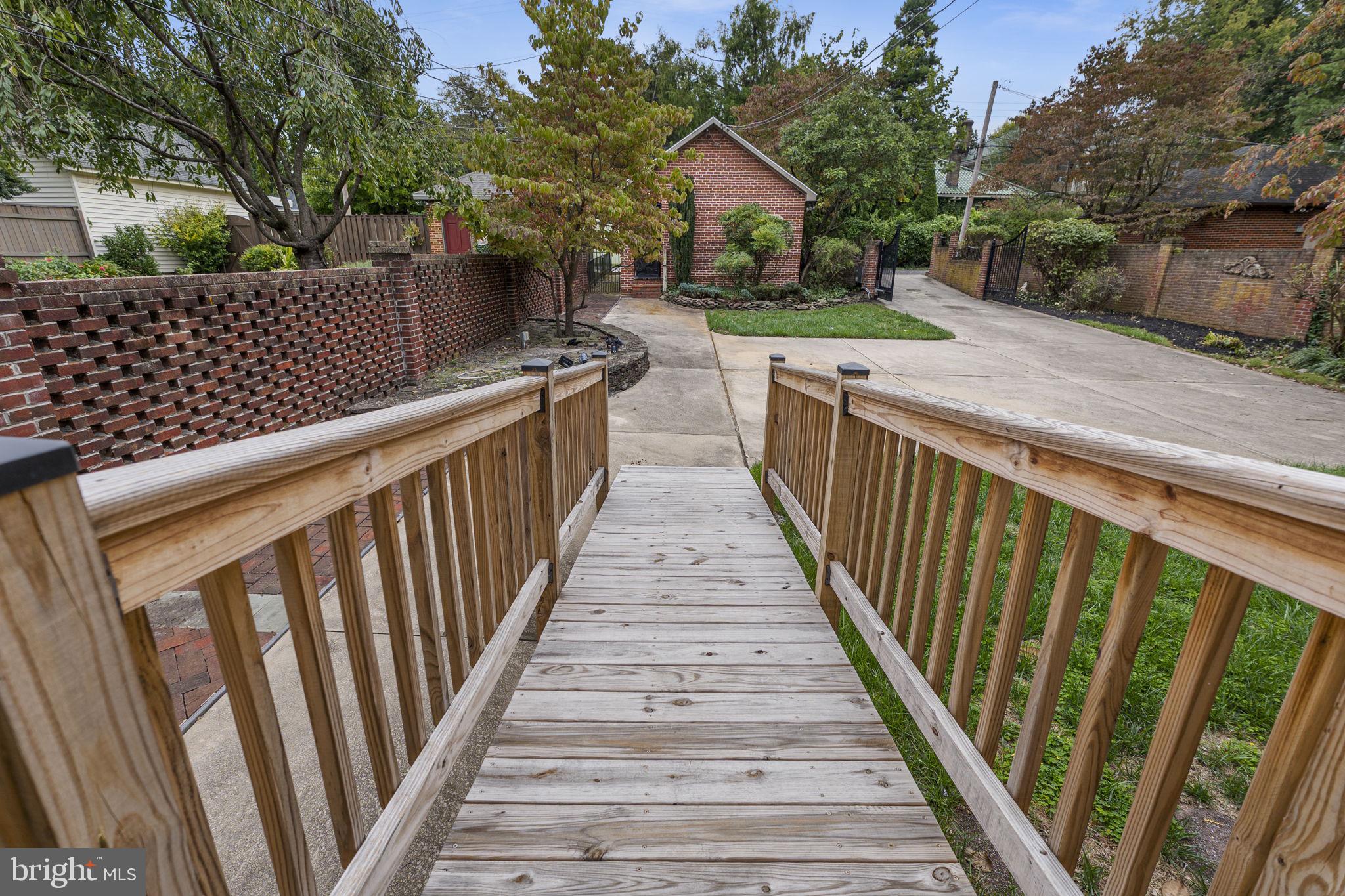 BAKER PARK - Residential