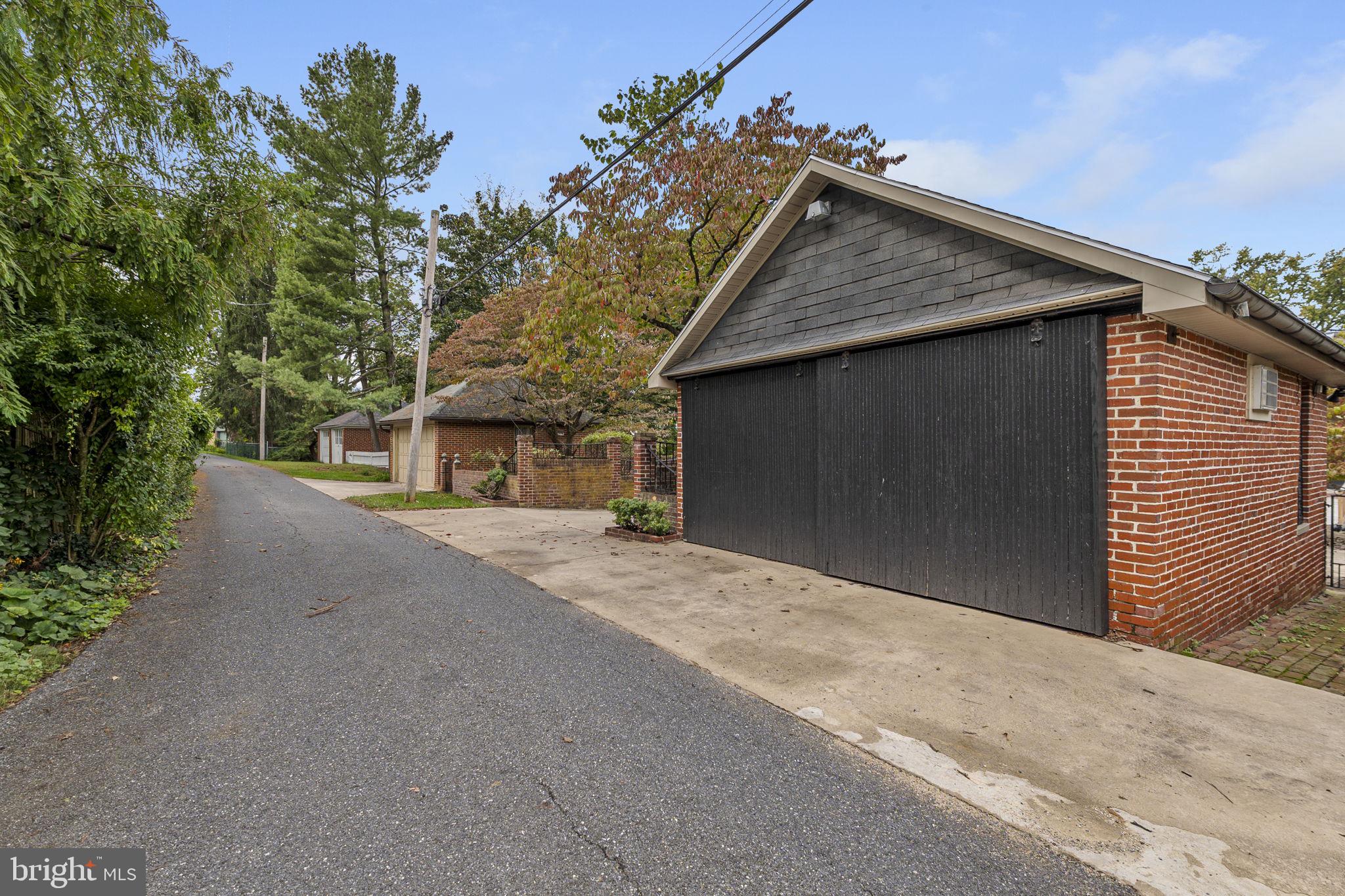 BAKER PARK - Residential