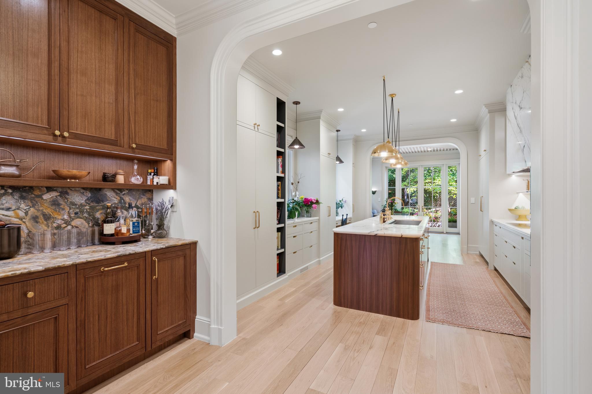 GEORGETOWN - Residential
