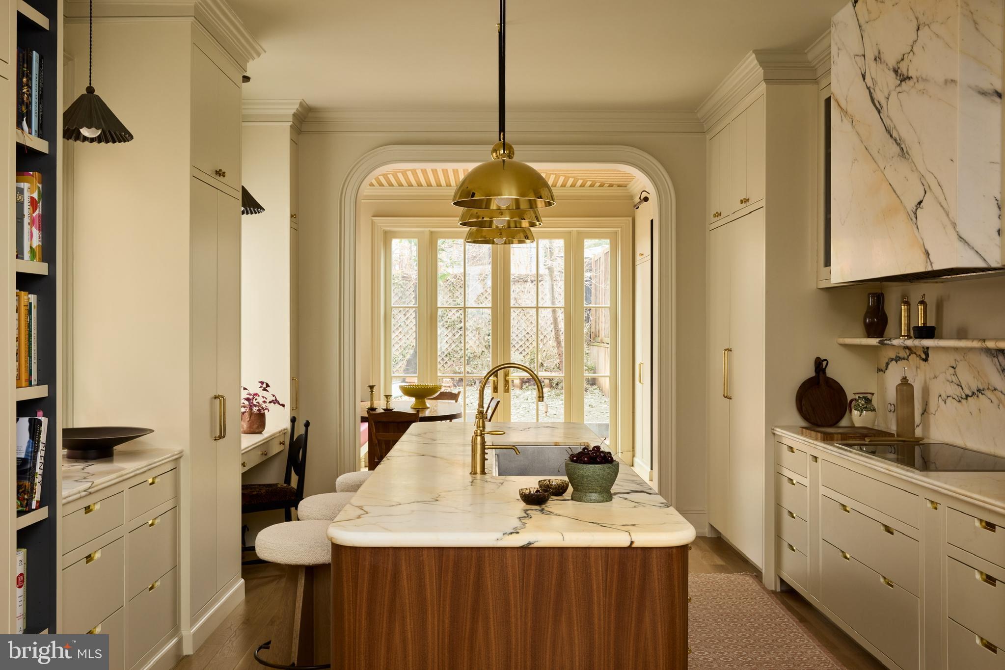 GEORGETOWN - Residential