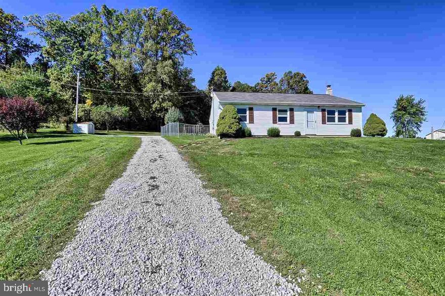 Don?t miss this remodeled ranch home on 1.16 acres.  Features include 3 bedrooms, open floor plan, fenced in rear yard, and an exterior storage shed.  Updates include new flooring, new kitchen counters, new trim with chair rail, new paint, new lights, and new landscaping.  Save money this winter by utilizing the pellet stove.