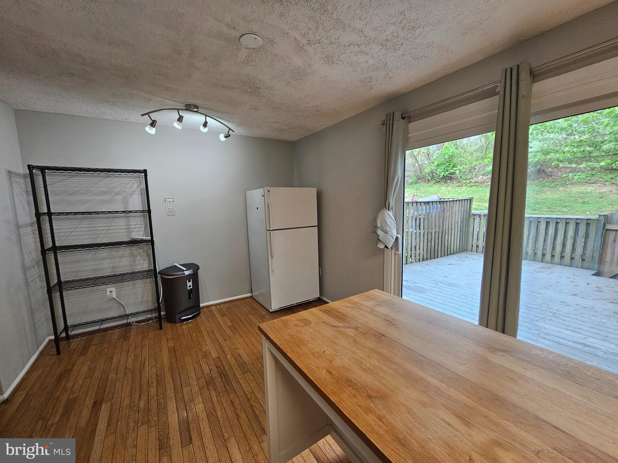 OLD MILL COMMUNITY - Residential Lease